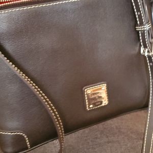 Purse beautiful brand new Dooney & Bourke